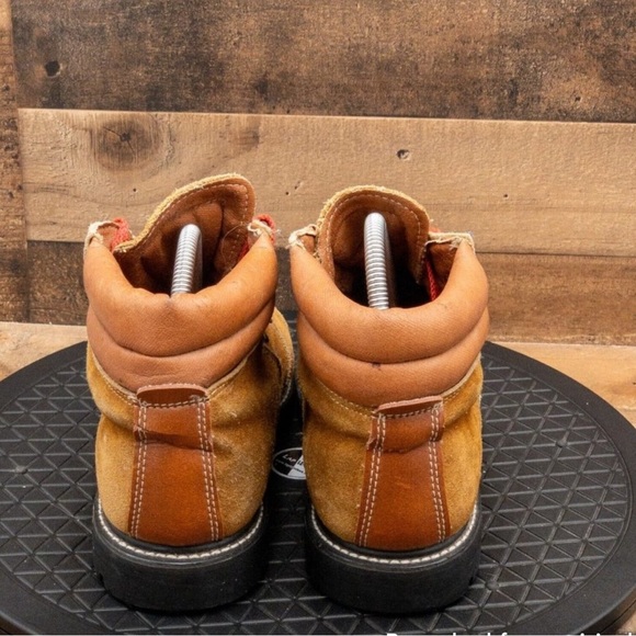 Montblanc Hiking Boots - Picture 3 of 9